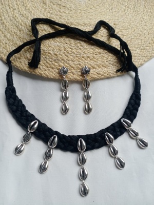 Cowrie Shell Braided Choker Set